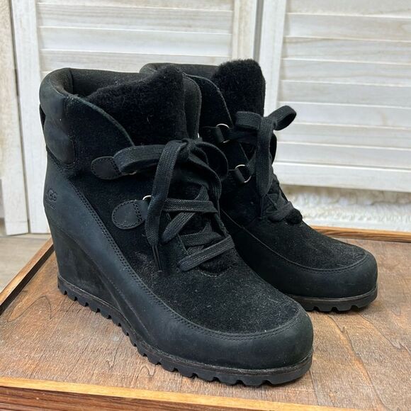 Ugg Valory Leather & Suede Wedge Ankle Boot Bootie 8.5 - Picture 2 of 14